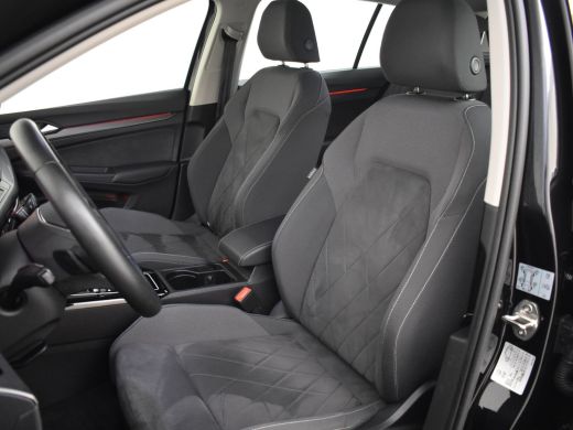 Volkswagen Golf Style eHybrid 204Pk DSG/AUTO | Achteruitrijcamera | Navigatie | Apple carplay Android auto | Crui... ActivLease financial lease