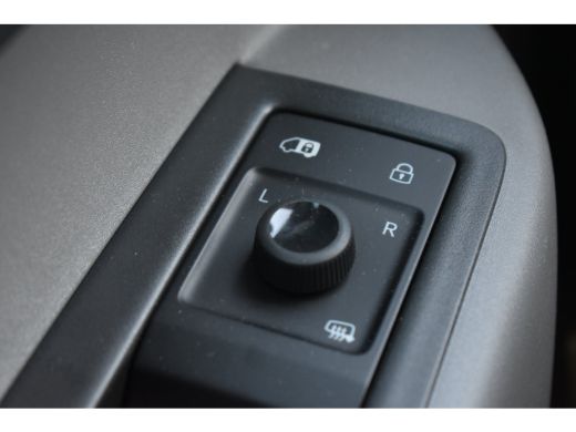 Volkswagen ID. Buzz Cargo Cargo 79 kWh 286pk | TREKHAAK | STOELVERW. | CAMERA | ADAPT. CRUISE | APP. CONNECT | FULL LED | A... ActivLease financial lease