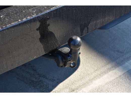 Volkswagen ID. Buzz Cargo Cargo 79 kWh 286pk | TREKHAAK | STOELVERW. | CAMERA | ADAPT. CRUISE | APP. CONNECT | FULL LED | A... ActivLease financial lease