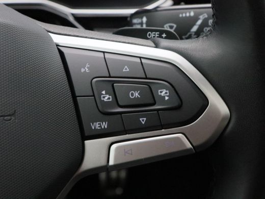 Volkswagen Polo 1.0 TSi Automaat R-Line Edition | Camera | Stoelverwarming | Panorama dak | Climatronic | CarPlay... ActivLease financial lease