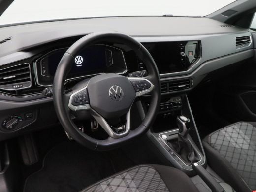 Volkswagen Polo 1.0 TSi Automaat R-Line Edition | Camera | Stoelverwarming | Panorama dak | Climatronic | CarPlay... ActivLease financial lease