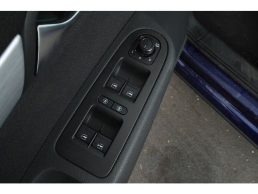 Volkswagen Sharan 1.4 TSI Exclusive Series Panorama, Navigatie, climate, ActivLease financial lease