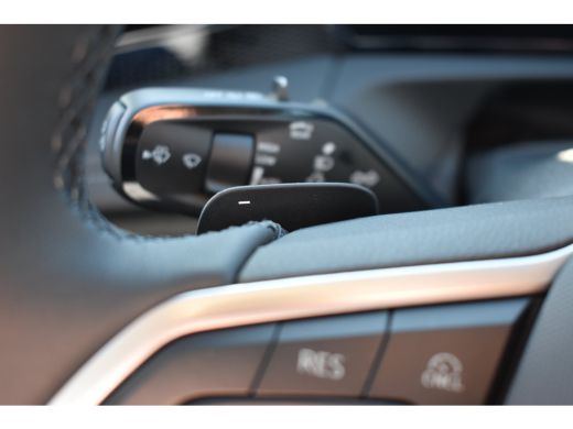 Volkswagen Tiguan Life Edition - eHybrid | 'App-Connect' draadloze smartphone integratie | Automatische afstandsreg... ActivLease financial lease