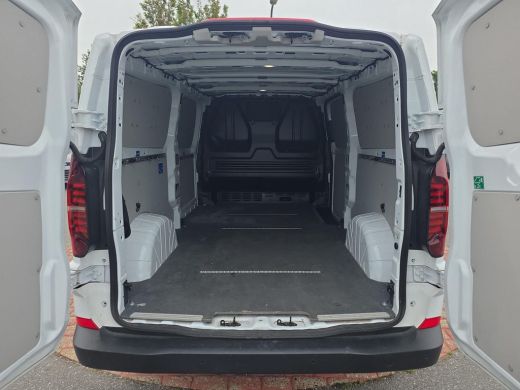 Volkswagen Transporter 2.0 TDI L2H1 30 150 pk | Achterdeuren | A.camera | Airco | ActivLease financial lease