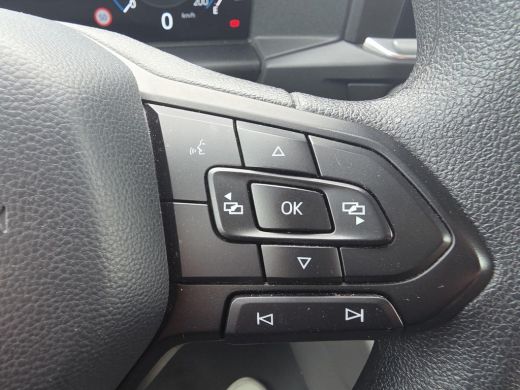 Volkswagen Transporter 2.0 TDI L2H1 | Achterdeuren | Airco | Achteruitrijcamera | ActivLease financial lease
