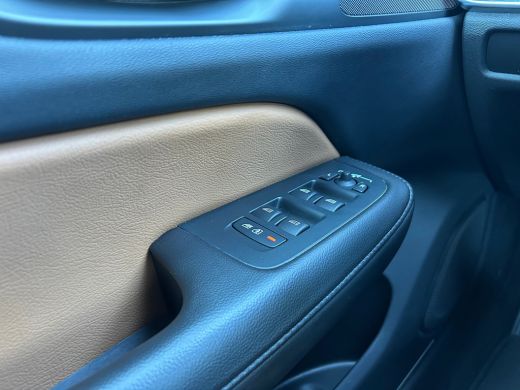 Volvo  V60 2.0 B3 Core | Google | Pilot Assist | Camera | Leder | ActivLease financial lease