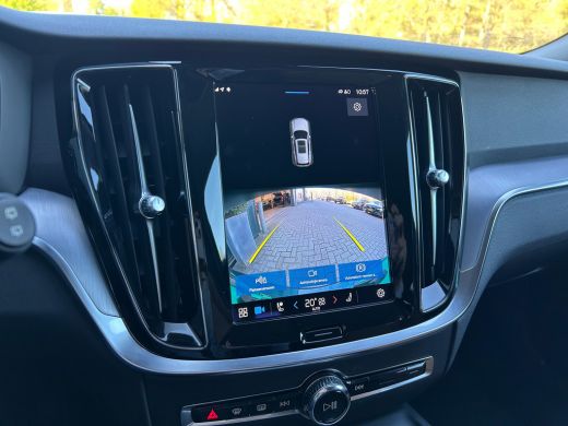 Volvo  V60 2.0 B3 Core | Google | Pilot Assist | Camera | Leder | ActivLease financial lease