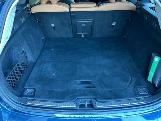 Volvo  V60 2.0 B3 Core | Google | Pilot Assist | Camera | Leder | ActivLease financial lease