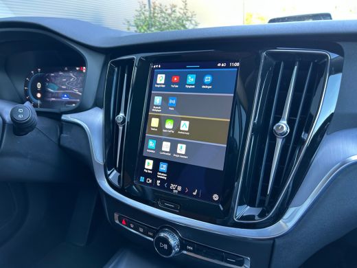 Volvo  V60 2.0 B3 Core | Google | Pilot Assist | Camera | Leder | ActivLease financial lease