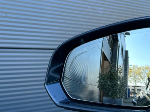 Volvo  V60 2.0 B3 Core | Google | Pilot Assist | Camera | Leder | ActivLease financial lease