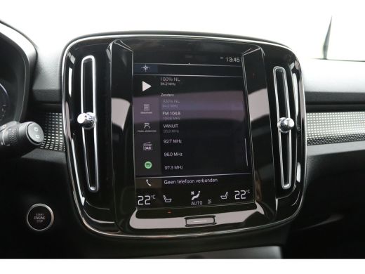Volvo  XC40 T4 Recharge R-Design | Panoramadak | Harman Kardon | 360 Camera | Elektrische stoelen | Adaptieve... ActivLease financial lease