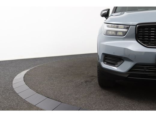 Volvo  XC40 T4 Recharge R-Design | Panoramadak | Harman Kardon | 360 Camera | Elektrische stoelen | Adaptieve... ActivLease financial lease