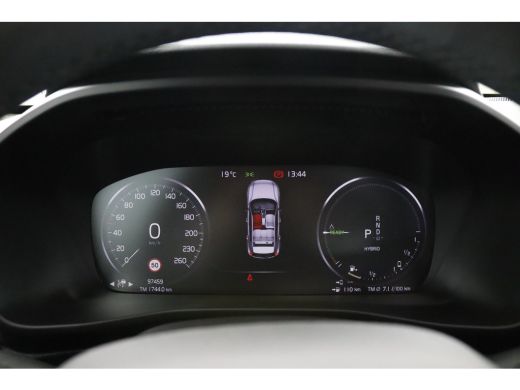 Volvo  XC40 T4 Recharge R-Design | Panoramadak | Harman Kardon | 360 Camera | Elektrische stoelen | Adaptieve... ActivLease financial lease