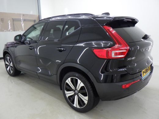 Volvo  XC40 1.5 T5 Recharge R-Design | Panoramadak | Trekhaak | Camera | Adaptieve cruise control | Stoel en ... ActivLease financial lease
