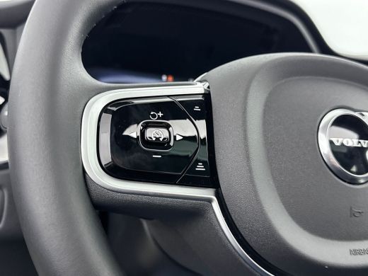 Volvo  XC60 T6 Recharge Plus Black Edition | 21" | Geventileerd Nappa | Stoelventilatie | Trekhaak | Head-Up ... ActivLease financial lease