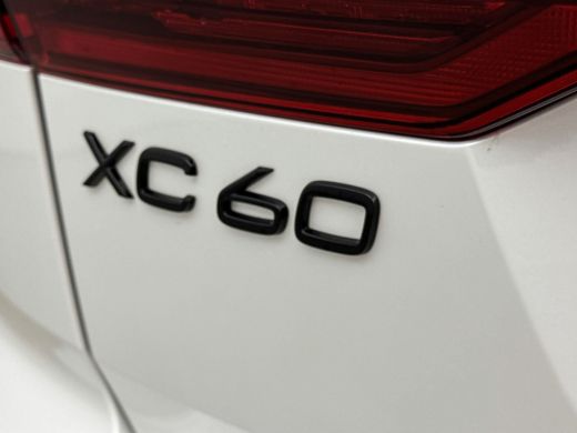 Volvo  XC60 T6 Recharge Plus Black Edition | 21" | Geventileerd Nappa | Stoelventilatie | Trekhaak | Head-Up ... ActivLease financial lease