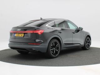 Audi e-tron 55 quattro edition 95 kWh 150 Pk | Stoelverwarming | Camera | Climatronic | Carplay | Navigatie |...