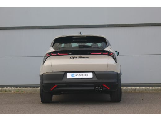 Alfa Romeo Junior 1.2 Turbo Hybrid Ibrida | Adaptive Cruise | Carplay | LED | LMV | Keyless | Climate Controle | PD... ActivLease financial lease