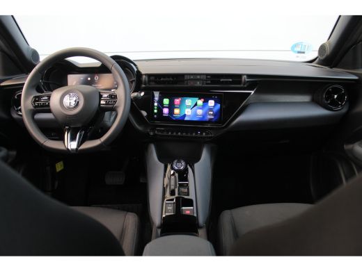 Alfa Romeo Junior 1.2 Turbo Hybrid Ibrida | Adaptive Cruise | Carplay | LED | LMV | Keyless | Climate Controle | PD... ActivLease financial lease