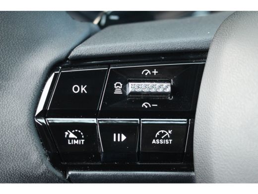 Alfa Romeo Junior 1.2 Turbo Hybrid Ibrida | Adaptive Cruise | Carplay | LED | LMV | Keyless | Climate Controle | PD... ActivLease financial lease