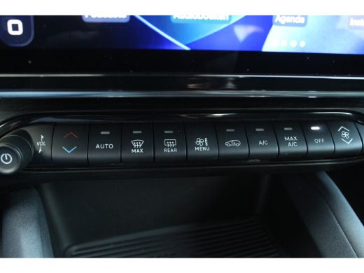 Alfa Romeo Junior 1.2 Turbo Hybrid Ibrida | Adaptive Cruise | Carplay | LED | LMV | Keyless | Climate Controle | PD... ActivLease financial lease