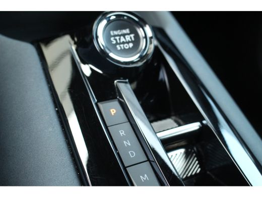 Alfa Romeo Junior 1.2 Turbo Hybrid Ibrida | Adaptive Cruise | Carplay | LED | LMV | Keyless | Climate Controle | PD... ActivLease financial lease