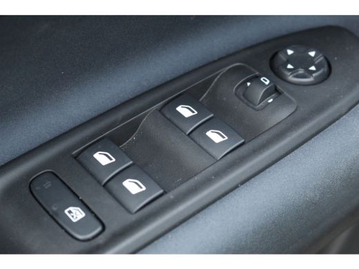 Alfa Romeo Junior 1.2 Turbo Hybrid Ibrida | Adaptive Cruise | Carplay | LED | LMV | Keyless | Climate Controle | PD... ActivLease financial lease