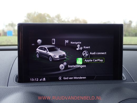 Audi A3 Sportback 30TFSI CARPLAY / CRUISE / NAVIGATIE / PDC ActivLease financial lease