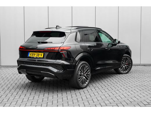 Audi Q3 S edition e-hybrid 272 pk 272PK | Panorama Dak | Matrix LED incl. Digitale lichtprojecties | 360 ... ActivLease financial lease