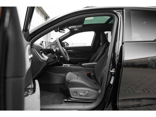 Audi Q3 S edition e-hybrid 272 pk 272PK | Panorama Dak | Matrix LED incl. Digitale lichtprojecties | 360 ... ActivLease financial lease