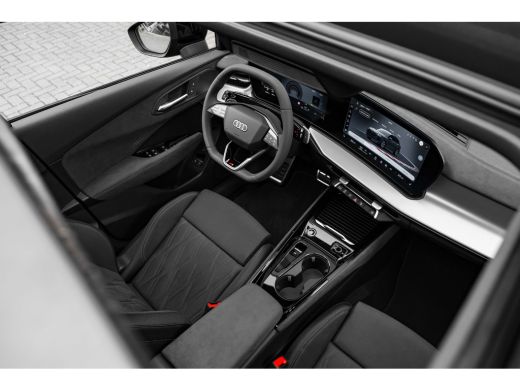 Audi Q3 S edition e-hybrid 272 pk 272PK | Panorama Dak | Matrix LED incl. Digitale lichtprojecties | 360 ... ActivLease financial lease