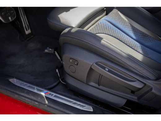 BMW 1 Serie 118i M-Sport | 17 inch | Virtual Cockpit | LED | Navigatie | Cruise Control | Airco (automatisch)... ActivLease financial lease