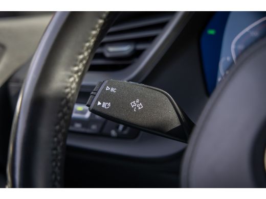 BMW 1 Serie 118i M-Sport | 17 inch | Virtual Cockpit | LED | Navigatie | Cruise Control | Airco (automatisch)... ActivLease financial lease
