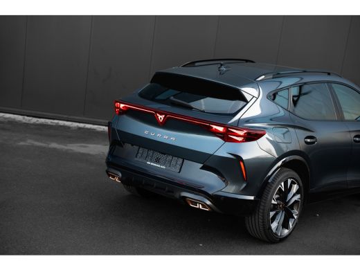 CUPRA Formentor 1.5 TSI e-Hybrid 272pk VZ Performance | Panoramadak | Trekhaak | Leder | Sennheiser | 360 Camera ActivLease financial lease