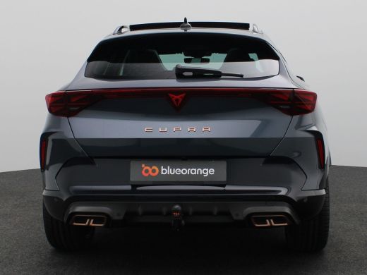 CUPRA Formentor 1.5 TSI e-Hybrid VZ Performance 272PK DSG Pano-Schuifdak, Trekhaak, 19" LM Velgen, Sennheiser Aud... ActivLease financial lease