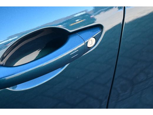 Fiat 600 1.2 Hybrid Urban 110pk | Pack Style + Comfort | Keyless-Entry | Achteruitrijcamera | Navigatie | ... ActivLease financial lease