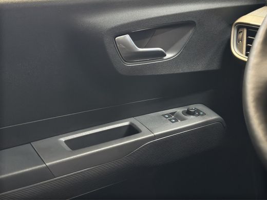 Ford Transit Courier 1.5 EcoBlue Trend Stoelverwarming | CarPlay | Climate | Cruise ActivLease financial lease