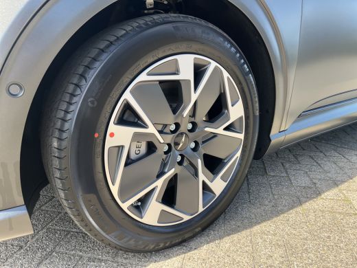 Genesis GV60 84 kWh 229pk Long Range RWD Single Motor Premium | V2L | Nappa Leder | Bang & Olufsen | Panoramad... ActivLease financial lease