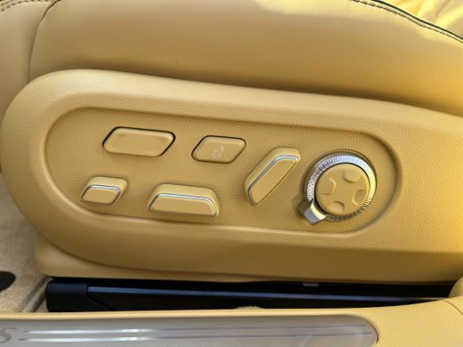 Genesis GV60 84 kWh 229pk Long Range RWD Single Motor Premium | V2L | Nappa Leder | Bang & Olufsen | Panoramad... ActivLease financial lease