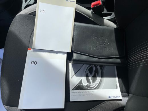 Hyundai i10 1.0 Comfort 5-deurs Automaat | LED KOMLAMPEN| APPLE CARPLAY/ANDROID AUTO| CRUISE CONTROL| BLUETOO... ActivLease financial lease