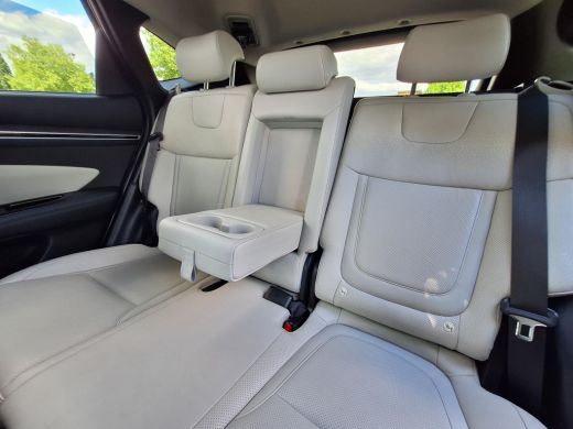 Hyundai Tucson 1.6 T-GDI HEV Premium | Trekhaak 1.650kg! | Climate Control 3 zone | Rijklaarprijs ! ActivLease financial lease