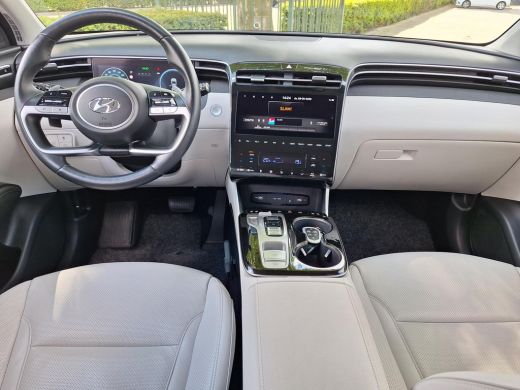 Hyundai Tucson 1.6 T-GDI HEV Premium | Trekhaak 1.650kg! | Climate Control 3 zone | Rijklaarprijs ! ActivLease financial lease