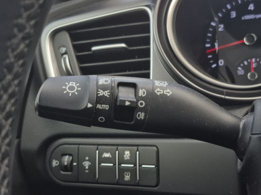 Kia Ceed 1.5 T-GDi DynamicLine 160pk | Trekhaak | Full LED | Camera | Adaptive CC | Carplay/android auto | ActivLease financial lease