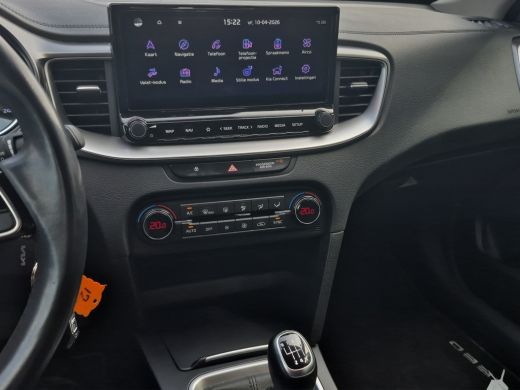 Kia Ceed 1.5 T-GDi DynamicLine 160pk | Trekhaak | Full LED | Camera | Adaptive CC | Carplay/android auto | ActivLease financial lease