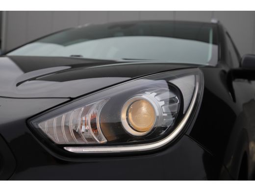 Kia Niro 1.6 GDi Hybrid DynamicLine/Half-leder/Trekhaak/Carplay/Camera/Led ActivLease financial lease