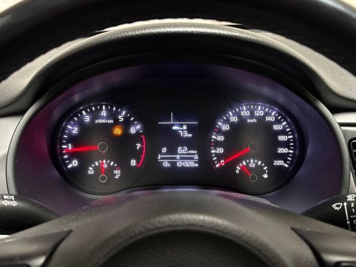 Kia Rio 1.0 TGDI Navigator Sport (APPLE CARPLAY, NAVIGATIE, CAMERA, SPORTSTOELEN, CRUISE, PARKEERSENSOREN... ActivLease financial lease