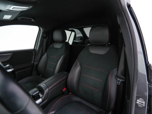 Mercedes-Benz 200-klasse 200 d ( VAN ) Premium AMG-SportPack Aut. *LEATHER-MICROFIBRE | FULL-LED | AMBIENT-LIGHT | WIDE-SC... ActivLease financial lease