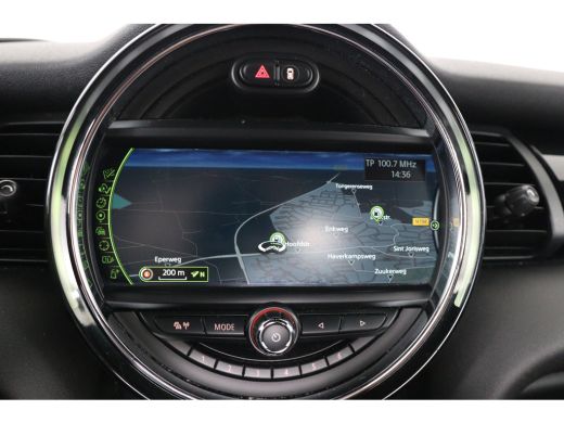 Mini Cooper Cabrio 1.5 Cooper Chili Serious Business | Stoelverwarming | Camera | Head-Up | Climate Control | Leder ... ActivLease financial lease