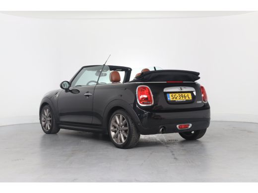 Mini Cooper Cabrio 1.5 Cooper Chili Serious Business | Stoelverwarming | Camera | Head-Up | Climate Control | Leder ... ActivLease financial lease