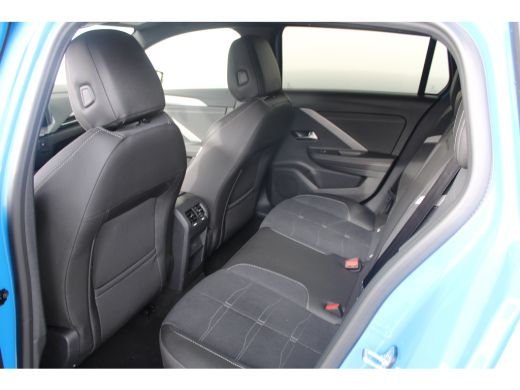 Opel Astra GS - Hybrid | Afneembare trekhaak | Alcantara bekleding | Elektr. vertsel. stoel(en) | 18" lichtm... ActivLease financial lease